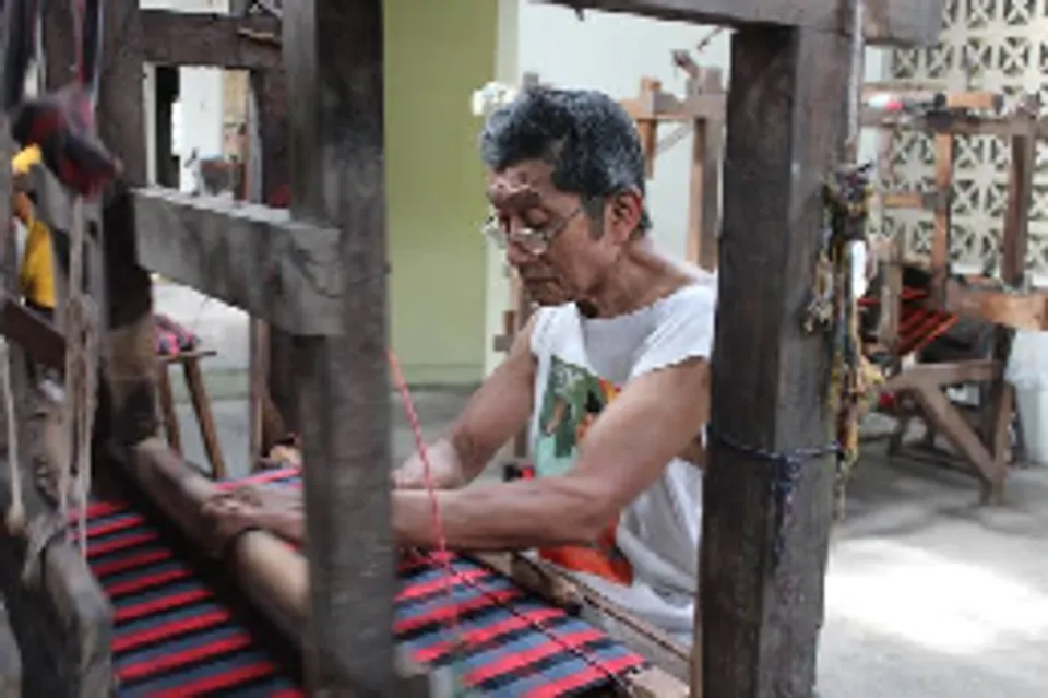 Tenun Lurik Kurnia